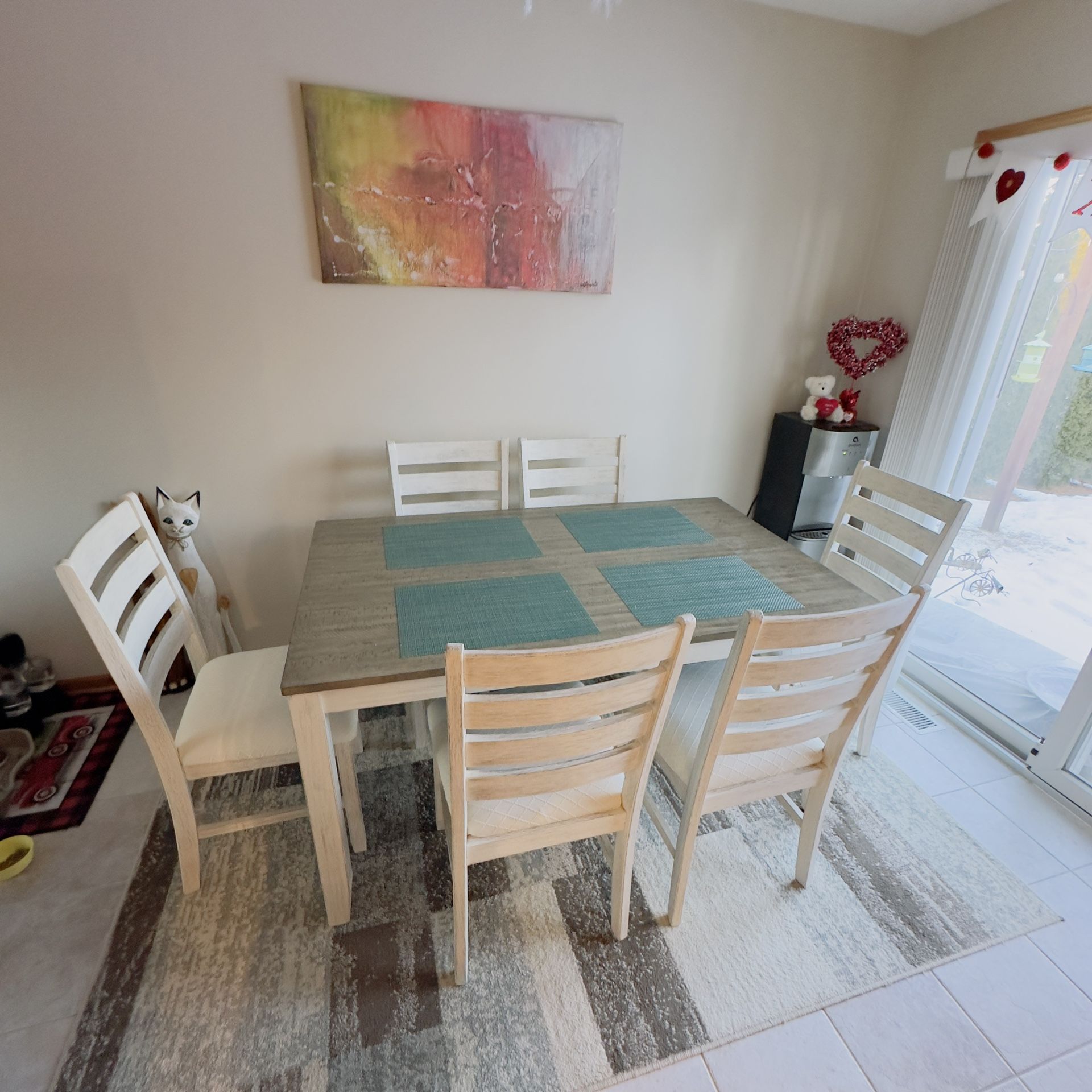 Dinning Table With 6 chairs