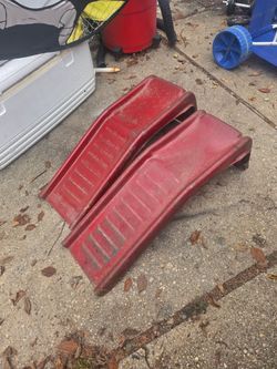 7000 lb metal car ramps the price is firm