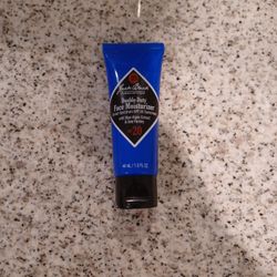 Jack Black's Double Duty Face Moisturizer And Sunscreen