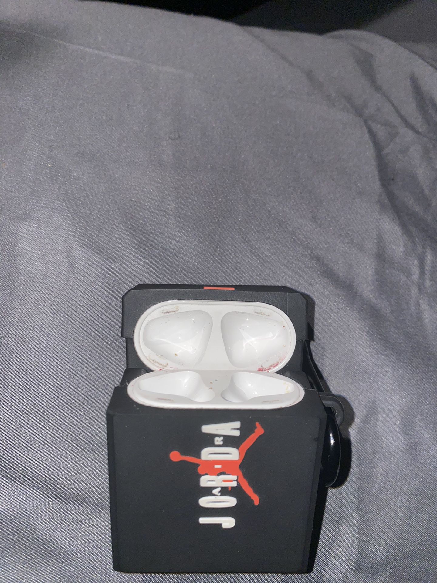 Apple AirPods (First Generation) With Jordan Case