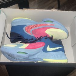 Nike Zoom Freak 4