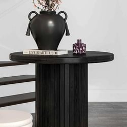 Black Entry Table 