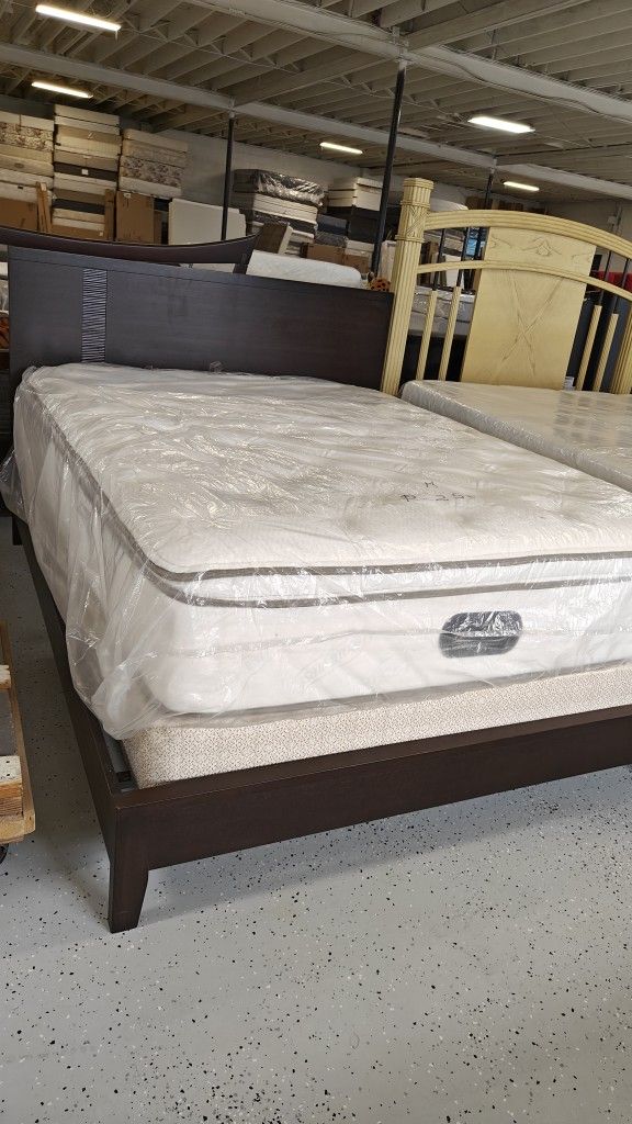 Queen size mattress with box spring and bed frame π we can deliver π