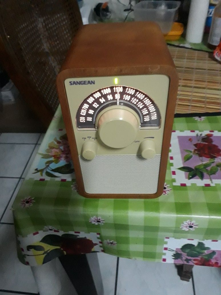 Radio Am FM.SANGEAN WR.15