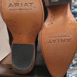 Ariat Dixon Booties  Size 8 New Boots