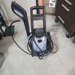 Pressure Washer 1800 PSI