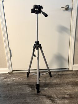 60-inch Lightweight DSLR Tripod