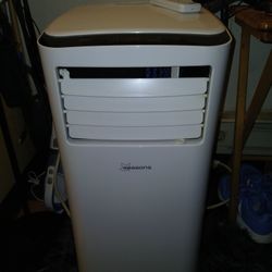 "Seasons" Portable Air Conditioner