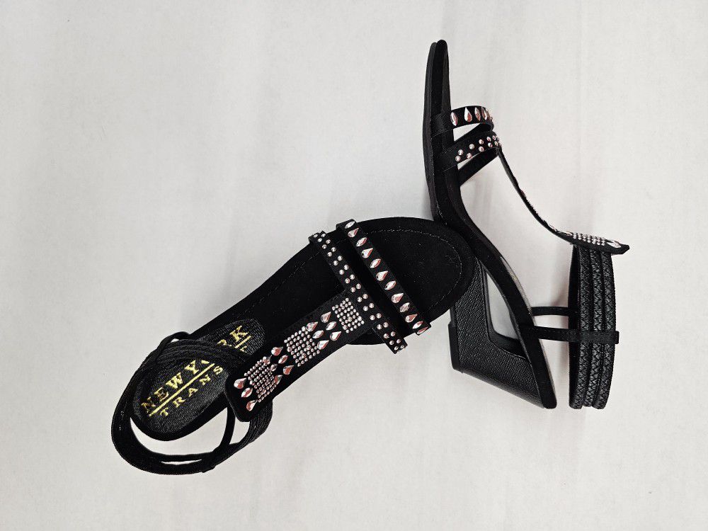 NEW - Black Sandals w/stud Pattern by New York