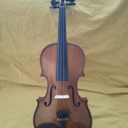 Cremona 4/4 Violin Excellent Condition!