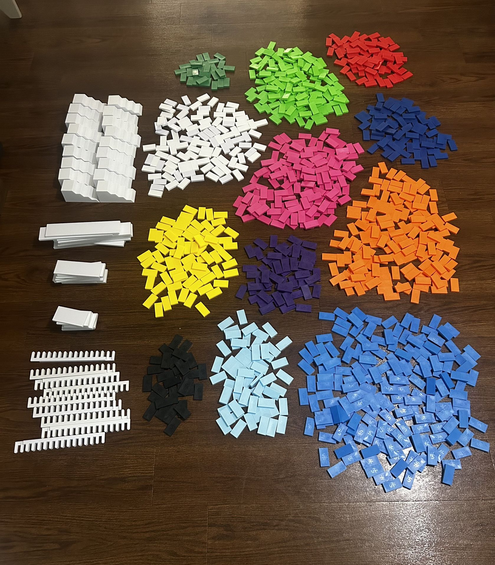H5 Dominoes 