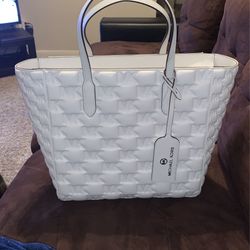 Micheal Kors Purse 