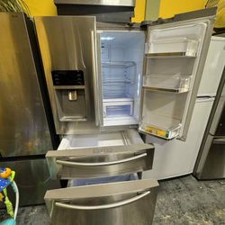Refrigerator 32 Apartment Size No Credit Needed