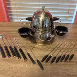 Fondue Pot