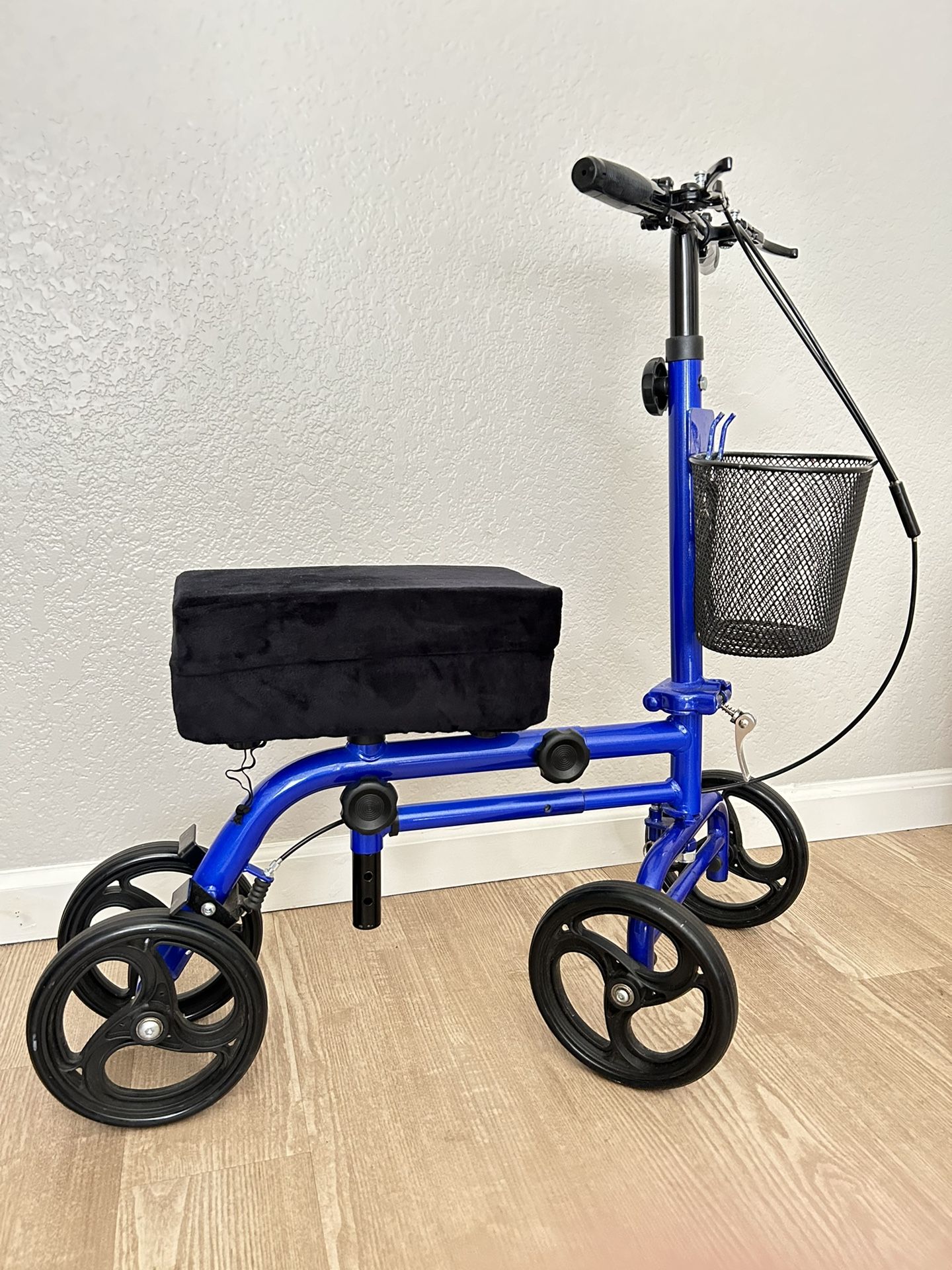 Knee Scooter