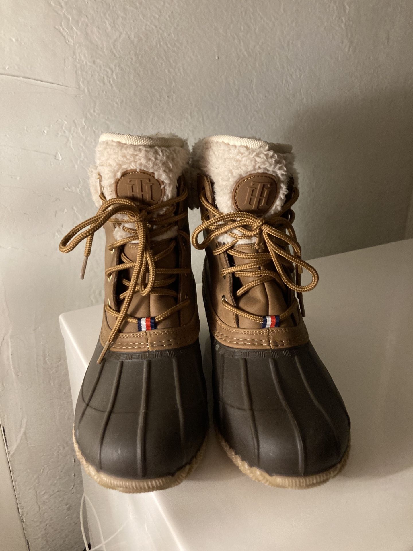 New Tommy Hilfiger Winter Boots
