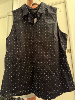 Sleveless shirt