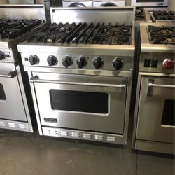 Viking 30” Wide Gas Range Stove In Stainless Steel 