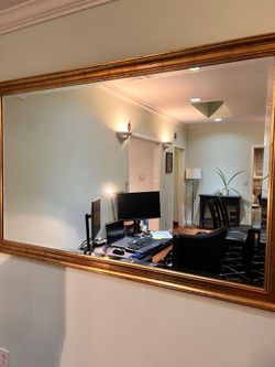 Gold mirror