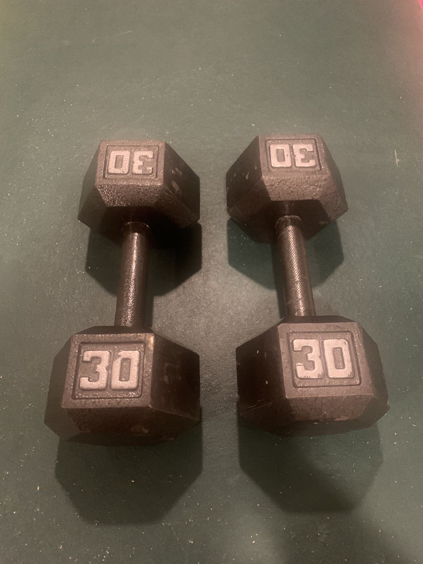 Used 30 lbs Metal Dumbbell Set (60 lbs total) <$1.25 a lb