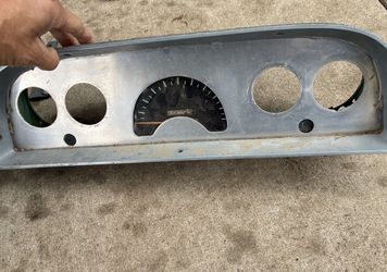 1960 Chevy Apache instrument cluster