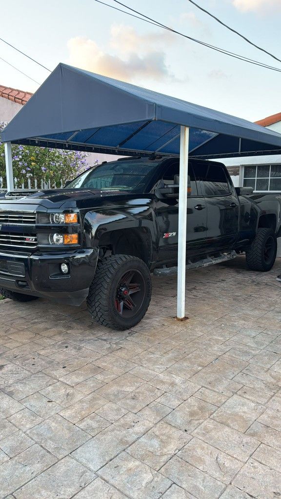 2017 Chevrolet 2500 Diesel AC Excellent Condition