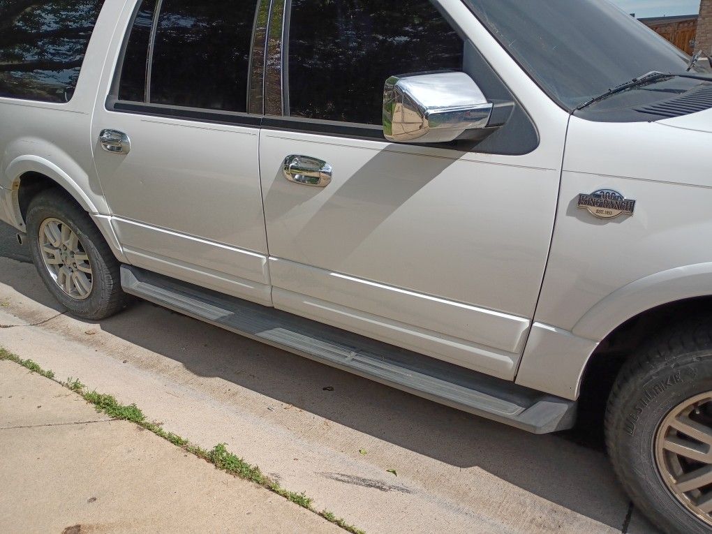 2011 Ford Expedition