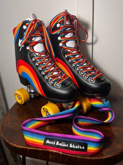 Moxi Skates, Rainbow, 7.5 W/9.5M and matching protective gear