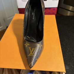 LV Heels 
