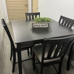 High Table And 4 Bar Stool Chairs
