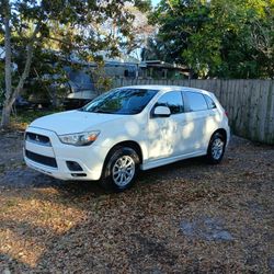 2011 MITSUBISHI OUTLANDER $2999