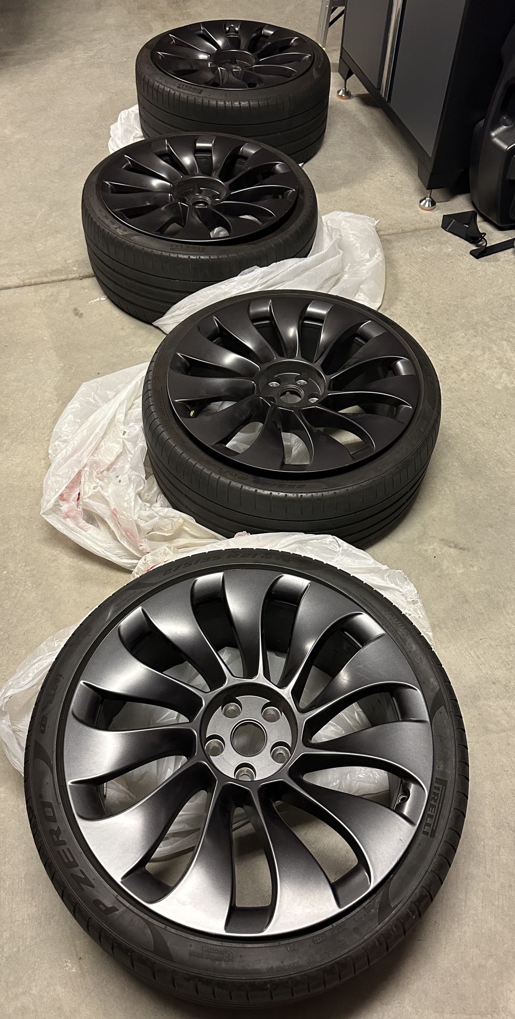 21” Tesla Model Y Uberturbine wheels