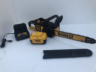 DEWALT 16 in. 40-Volt MAX Lithium-Ion Cordless Brushless Chainsaw w/ (1) 4.0 Ah Battery Pack and Charger