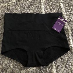 Yummie Shapewear Girlshorts Brand New 