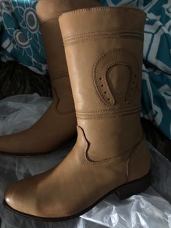 Brand new girl boots 👢
