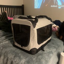 collapsable pet crate/ carrier