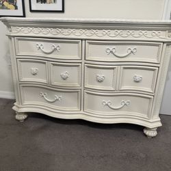 Disney dresser 