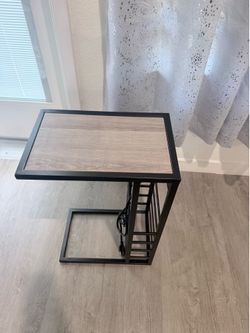 Modern C-Shaped End Table with Built-In Power Outlet & USB Charging Ports
