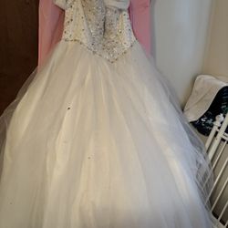 Sweet 16 Dress Size Small White With Rhinestones 