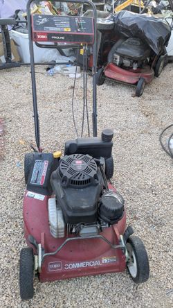 Toro Commercial Proline Lawn Mower Heavy Duty For Cutting On Very Very Good Shape Make Best Offer
