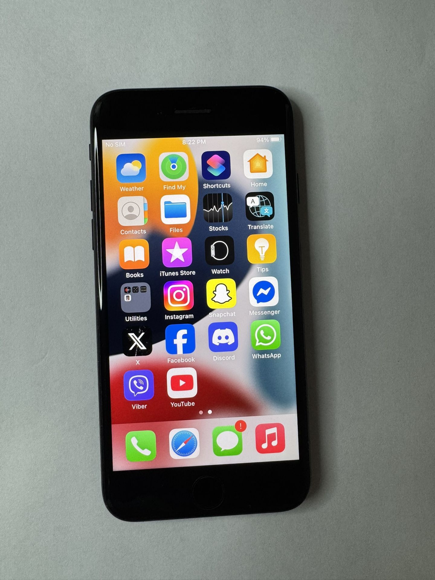 Apple iPhone 7 (128Gb)