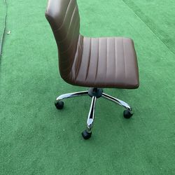 Desk chair $45