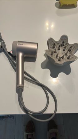 Shark hair dryer and diffuser