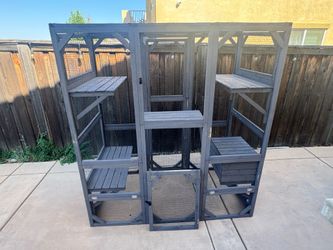 Wood Catio