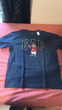 Gap T shirt