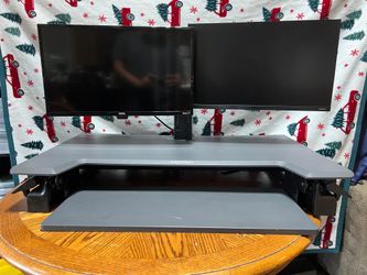 Ergotron Office Desk with two monitors