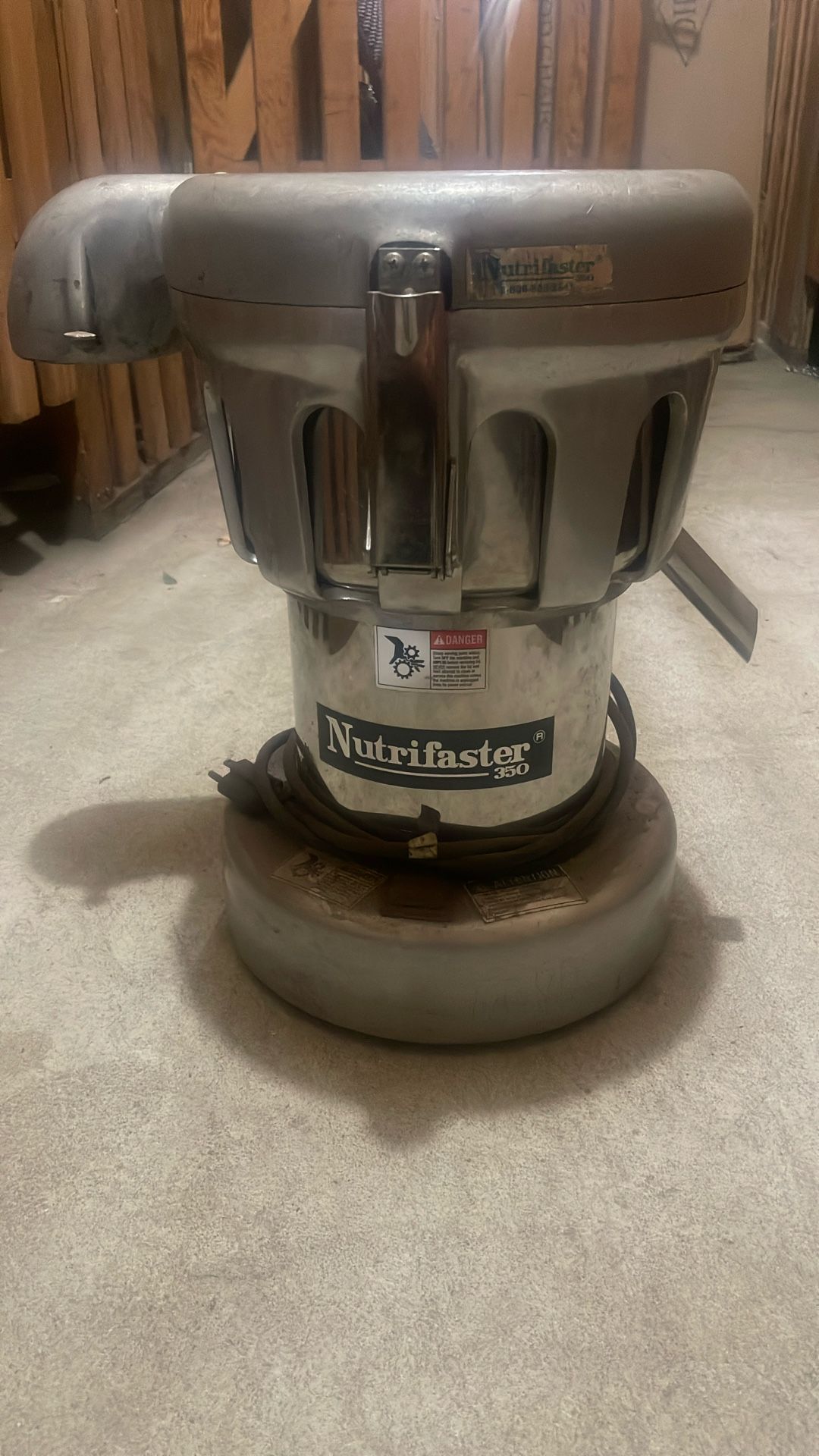 Commercial Juicer