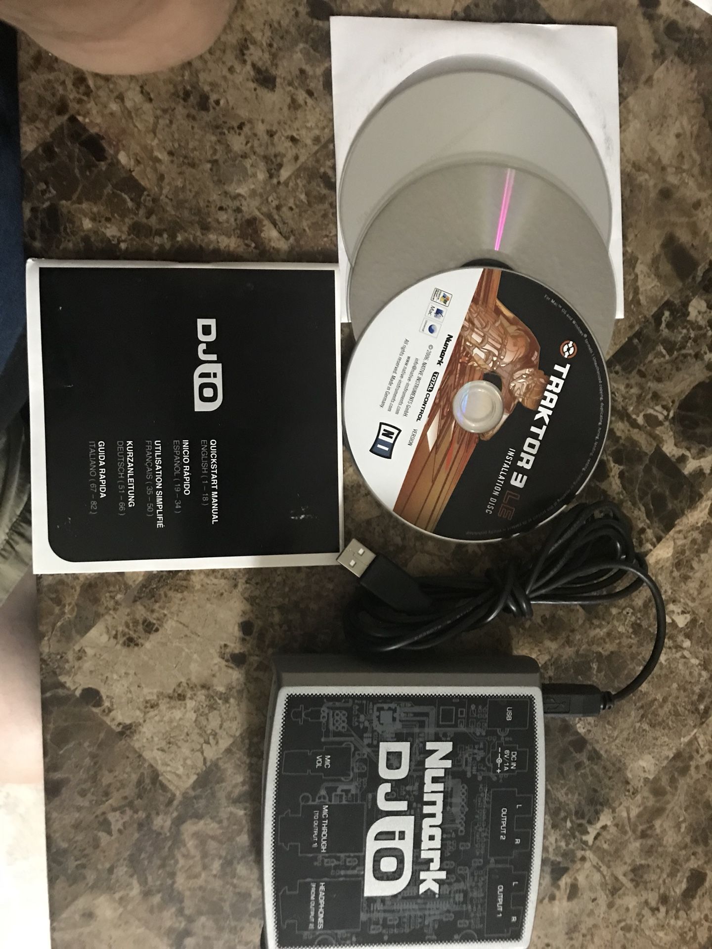 Numark DJ iO Driver software for DJ Controller. USB RECORDING AND SOUND EDITING SOFTWARE. Traktor LE installation Disc