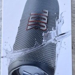 JBL Flip6 Bluetooth Speaker.