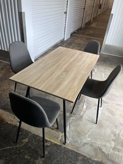 4 chair dining table
